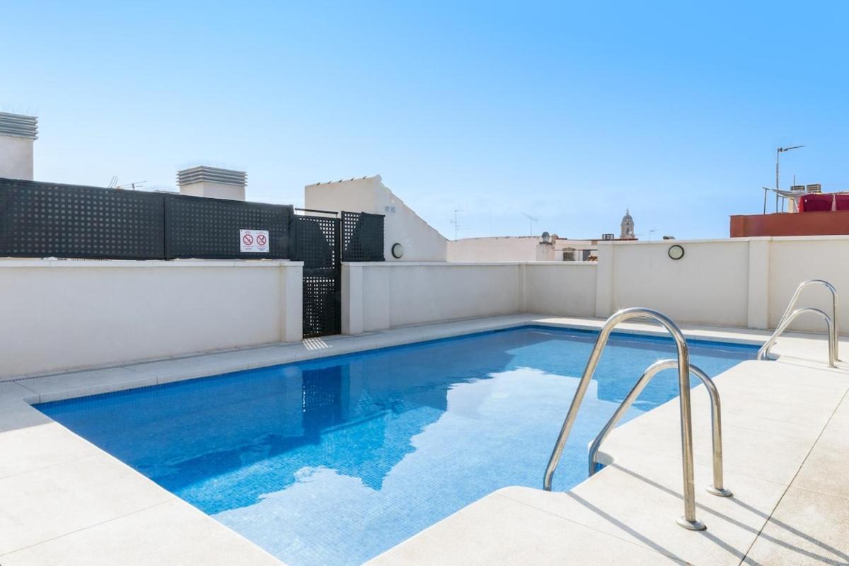 -Malagasunapts- Stylish City Centre Pool&Parking Exteriér fotografie